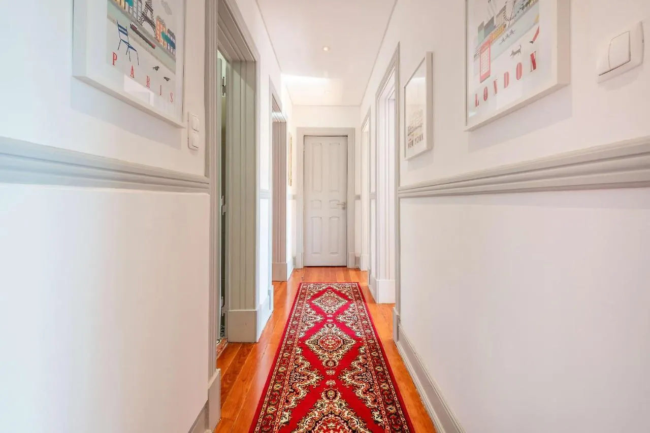 Vita Portucale ! Deluxe 3 Bedroom Apartment In Arroios Lisbon