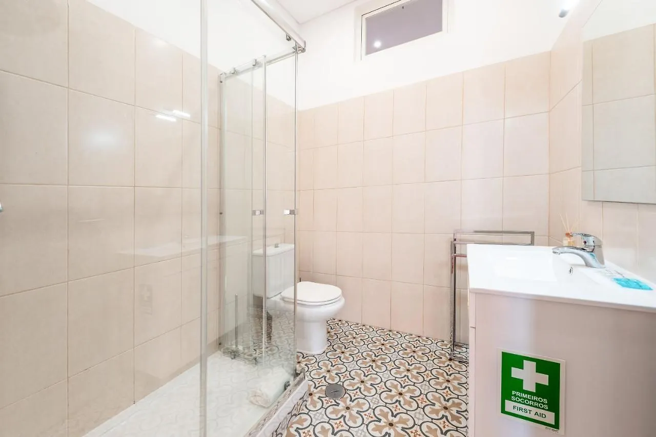Vita Portucale ! Deluxe 3 Bedroom Apartment In Arroios Lisbon 0*,