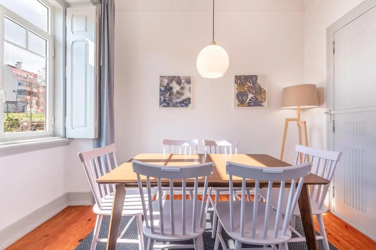 Vita Portucale ! Deluxe 3 Bedroom Apartment In Arroios Lisbon Portugal