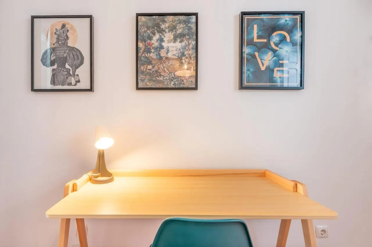 Vita Portucale ! Deluxe 3 Bedroom Apartment In Arroios Lisbon
